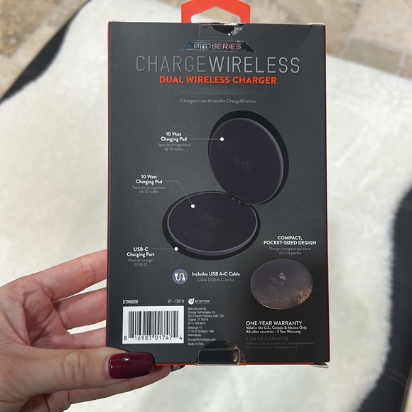 Helix 10W+10W Dual Wireless Charger - Picture 7 of 11